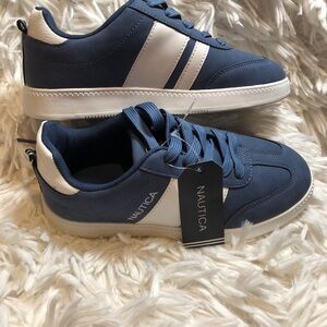 Nautica Boys Casual Fashion Sneakers Scotty Classic White & Whale Blue Size 3